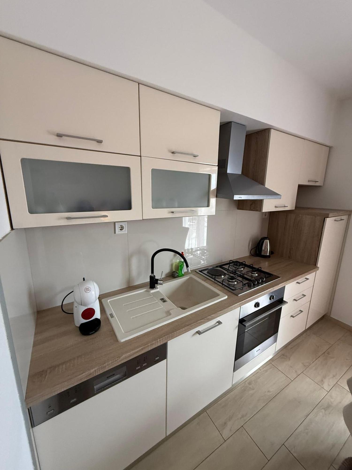Apartments Matic Baška Voda Δωμάτιο φωτογραφία